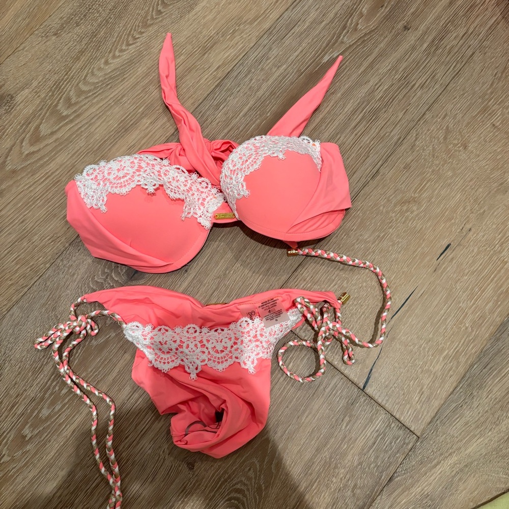 Beach bunny bikini